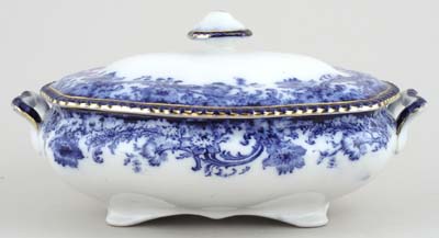 Vegetable Dish with Cover c1904